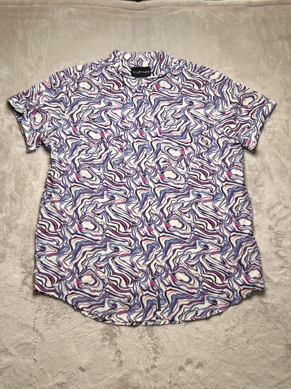Wildfang Empower Shirt Womens XL Short Sleeve Button Up Abstract Art Tie Dye